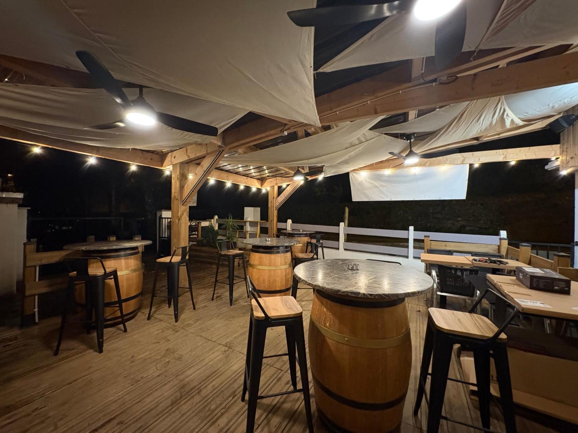 La Cheminee - Chambres D'Hotes Avec Bar-Restaurant Tardets-Sorholus Exterior foto